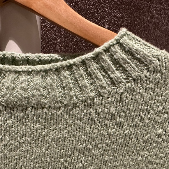 Plush Italian Silk Crew Neck Sweater (Vince) - Picture 5 of 14